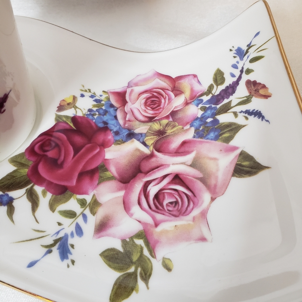 Teaopia Cup and Snack Plate with Roses - Picture 2 of 5
